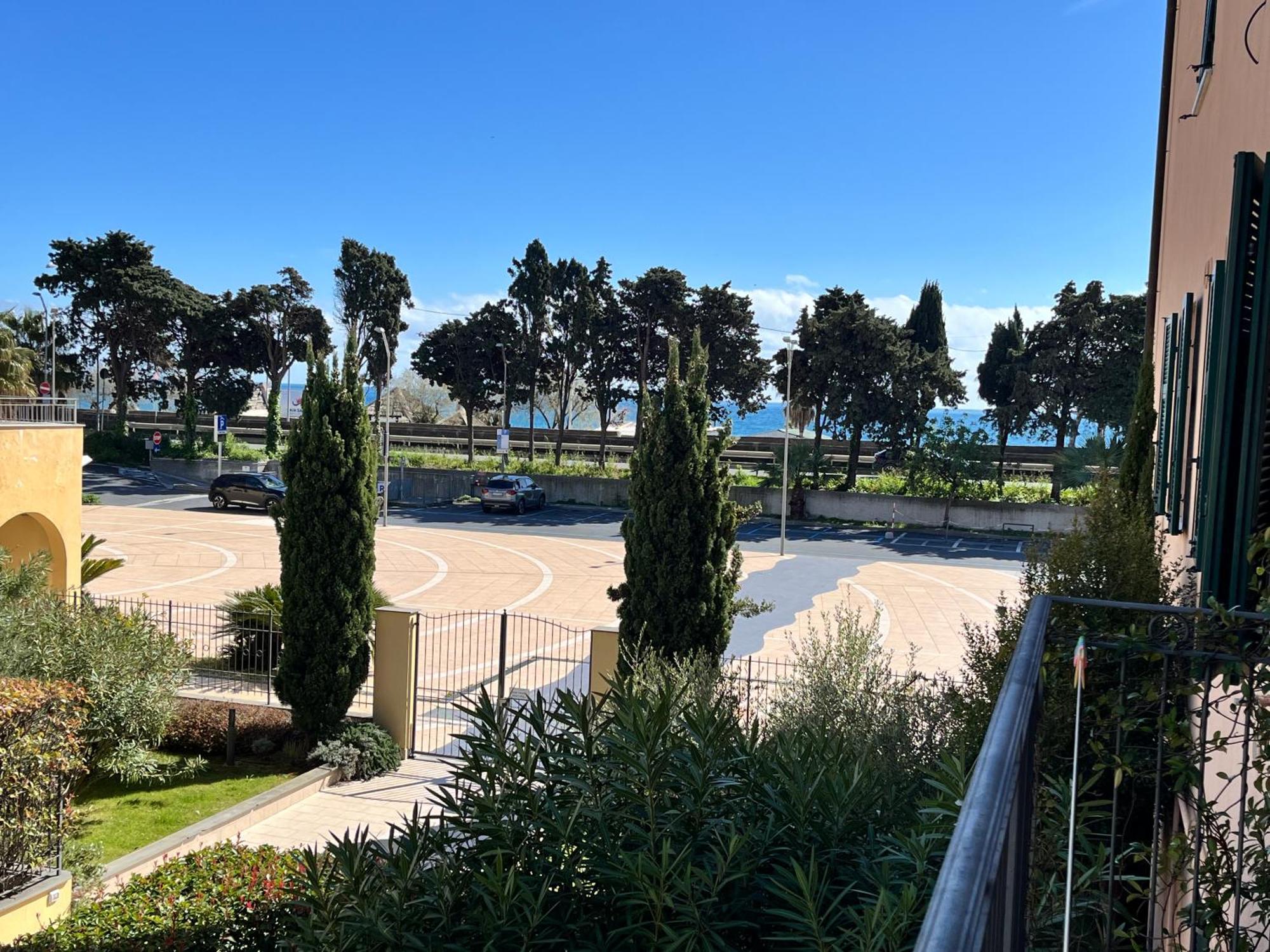 Studio Mer Piscine Cala Di Sole Imperia Italie Mono Locale Une Seule Piece 外观 照片