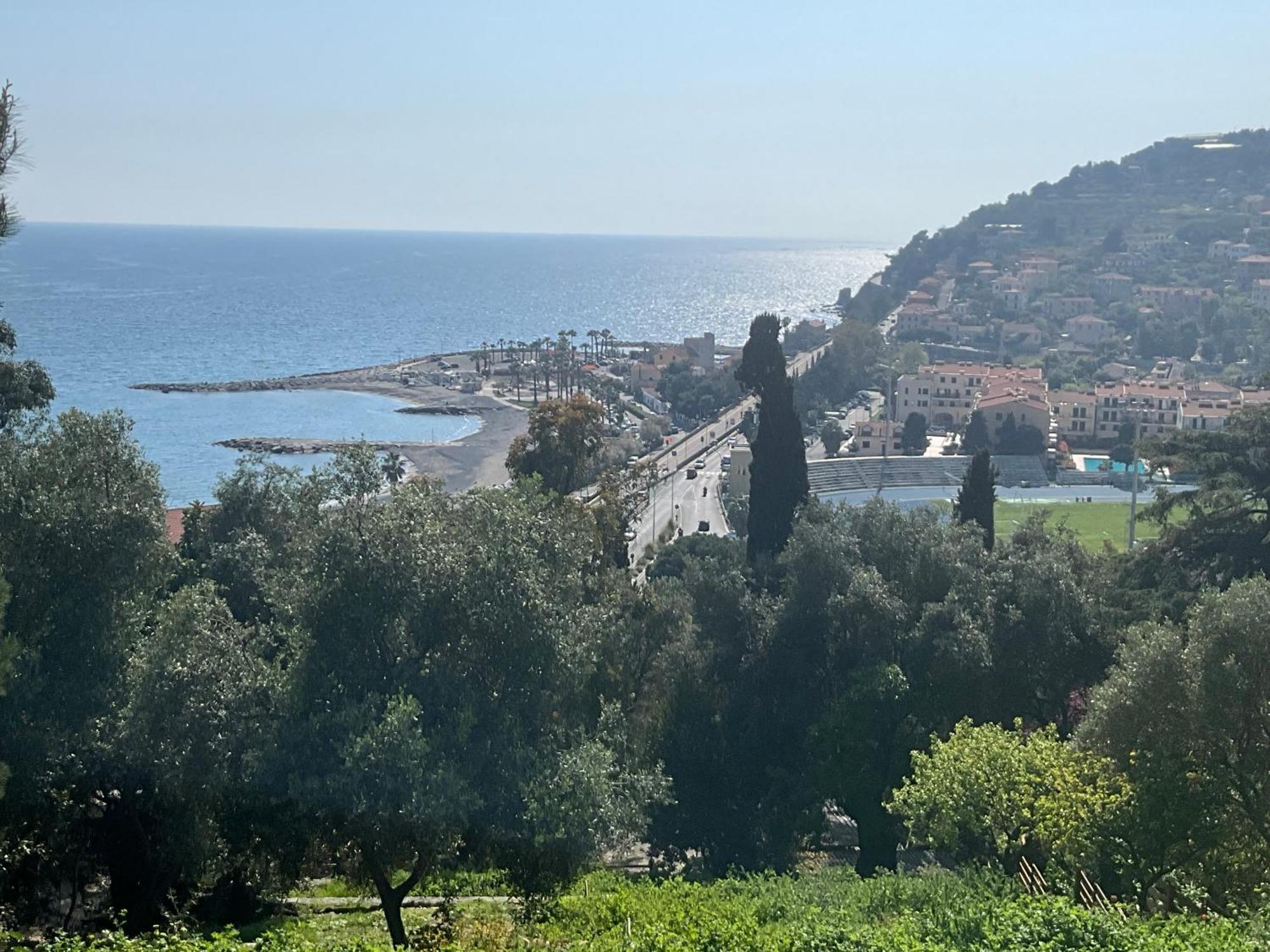 Studio Mer Piscine Cala Di Sole Imperia Italie Mono Locale Une Seule Piece 外观 照片
